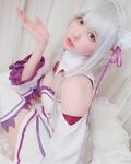 「バンもん！」恋汐りんご、「リゼロ」エミリアのコスプレを披露 「吸い込まれそうなかわいさ！」と称賛の声
