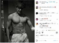 白濱亜嵐の鍛え抜かれたバキバキ上半身ショットに「カッコよすぎ」「亜嵐くんの腹筋大好物」と絶賛の声