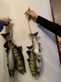 デヴィ夫人『鮭のハンドバック？！』