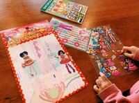 水嶋ヒロ、娘に“怒られた”シール遊びを明かす「むずかしいね」