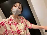 桃『ずぶ濡れな男と女』