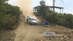 よくぞここから…世界ラリー、豪快ジャンプ→着地失敗も驚異の大激走 WRC公式も注目