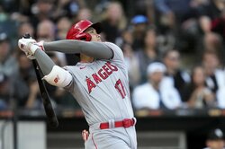 大谷翔平、2試合ぶり19号は起死回生の同点＆140メートル特大ソロ！ リーグトップのジャッジに並ぶ豪快弾 今季自己最長となる9試合連続安打も記録