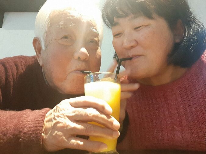 【写真・画像】夫は81歳︕29歳差の新婚さん　2枚目