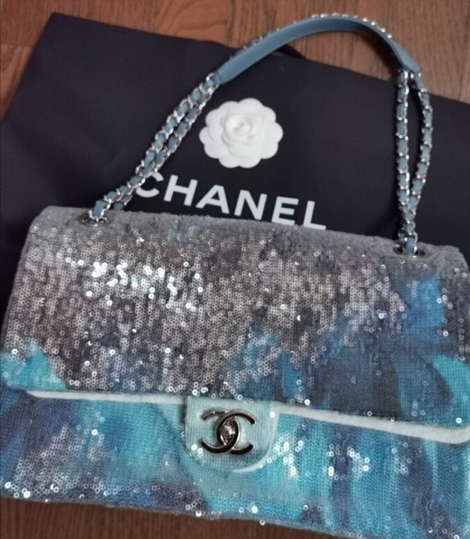  山田美保子氏、友人から貰った『CHANEL』のバッグ「ビックリするやら、恐縮するやら」  1枚目