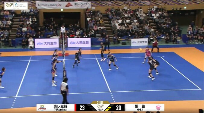 レシーブにアタックにに大活躍の野中