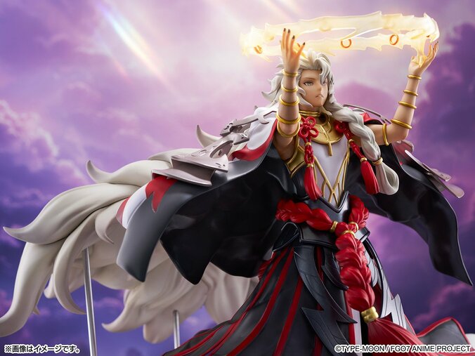 [Photos/Images] Une figurine à l'échelle de Solomon, le Roi des Mages, tirée de l'anime Fate/Grand Order - Grand Temple of Time: Solomon ! 3rd