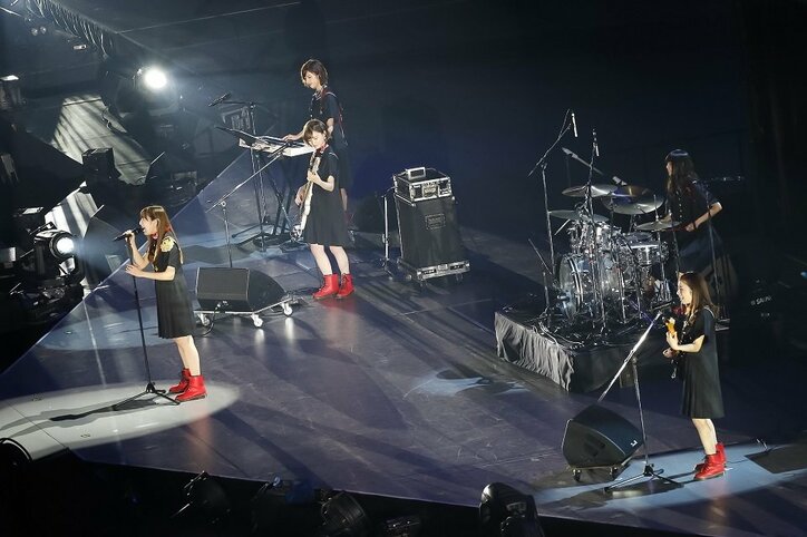 乃木坂46・齋藤飛鳥が舞台、西野七瀬が映画に主演のサプライズ発表