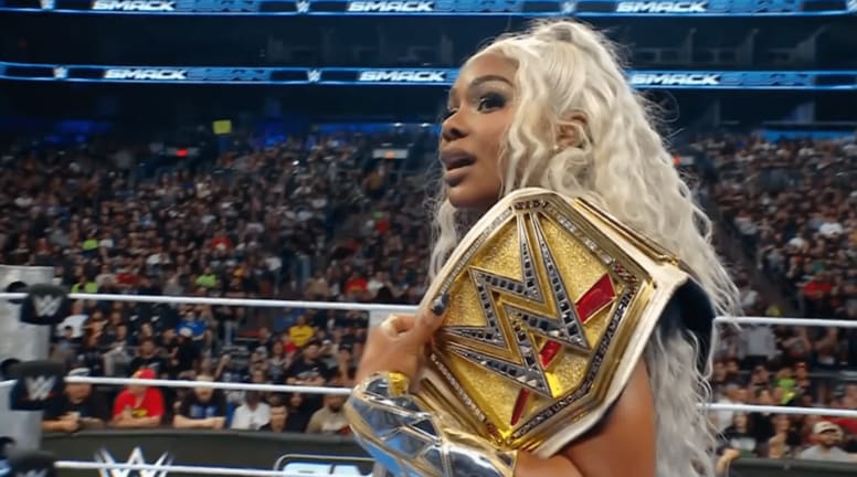 「まるで肉食獣」人気女子レスラーの“テッカテカ”肉体美にファンざわつく…挑戦者の闘志を叩き潰す圧巻ボディが「かっけぇ」