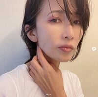 工藤静香、ほうれい線対策の“マスクの付け方”を公開し「美について努力されている」の声