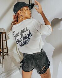 「みちょぱ最高」「いつ見てもステキ」池田美優、“ちょいとセクシーなショートパンツ”姿にファン歓喜