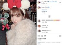 「かわいい！震えた」三上悠亜のクリスマスディズニーショットにファン悶絶