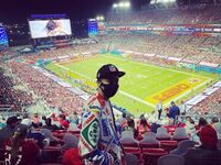 ピース綾部の『スーパーボウル』を現地で観戦する姿に「夢の国やん」「付き人になります」と羨む声続出