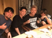 「神メンツ」「最高」K-1・武尊、ワンオクTaka×SUPER BEAVER渋谷らとの豪華食事会写真に反響