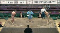 【映像】力士が突然「ゴミ拾い」“相撲愛”感じる珍行動