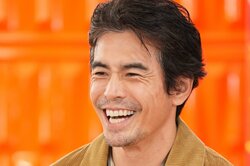 "英語禁止ボウリング"に伊藤英明、サプライズ出演！ 「兄貴」と呼ぶ岡村隆史との交流のきっかけが明らかに