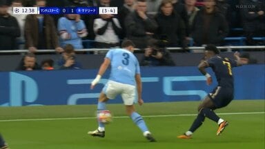 このズラしにやれたんよ...ブラジル代表コンビの阿吽の呼吸がエグすぎた「2人で攻撃完結やん」世界最高ドリブラーのパスを“シティキラー”が叩き込んだ瞬間