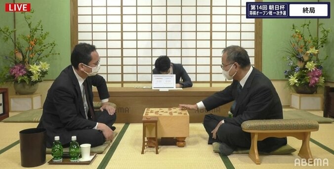 石川陽生七段、小倉久史七段との50代対決に勝利 初戦突破／将棋・朝日杯 1枚目