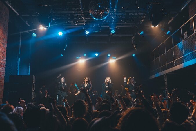 「バナレモ」初単独ライブで超満員の観客を魅了　追加公演も決定＆新曲配信も開始 1枚目