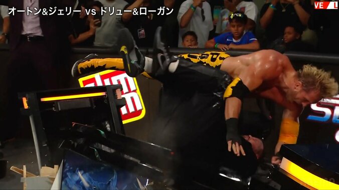 「ホーリーシット」の大合唱