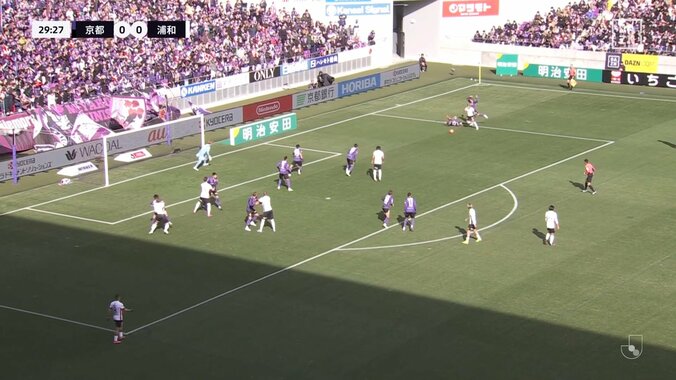 【映像】浦和・金子拓郎、守備2枚置き去りキレキレ突破の瞬間