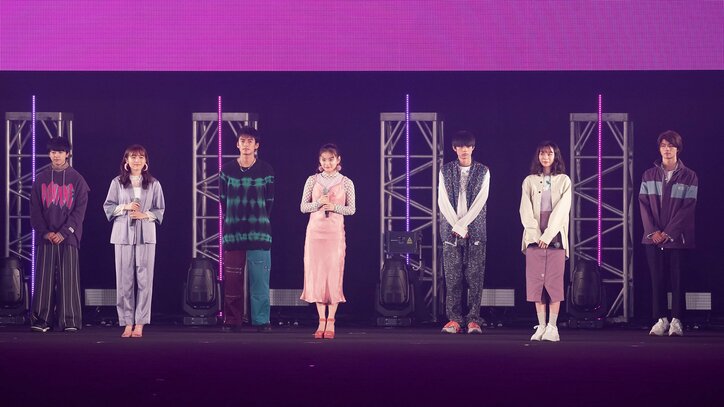 永瀬莉子、田鍋梨々花、秋田汐梨らTGCで主演ドラマを発表「性の話について真正面から向き合って、それぞれの形を見つける青春ドラマです」