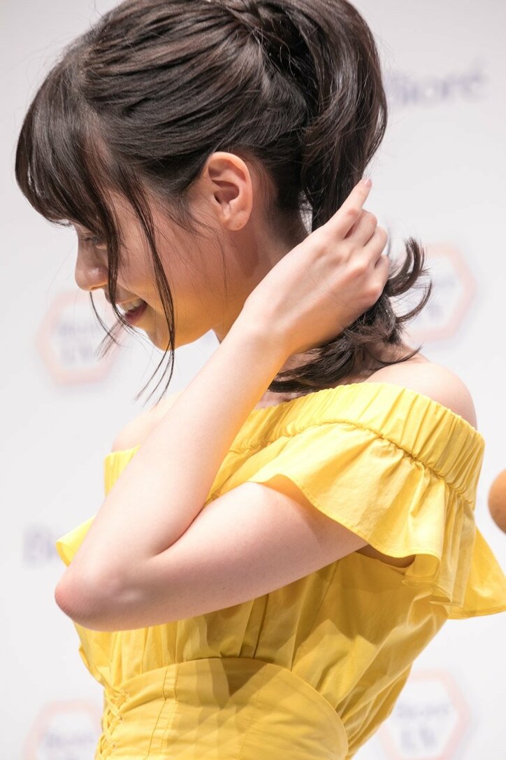 西野七瀬が爽やかな新CMを披露「オフショルは持ってないんですけど…」