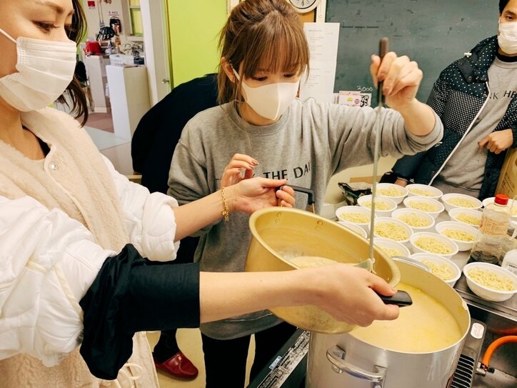 紗栄子、医療従事者にマスク2万枚寄贈 チャリティTシャツ&布マスクも販売