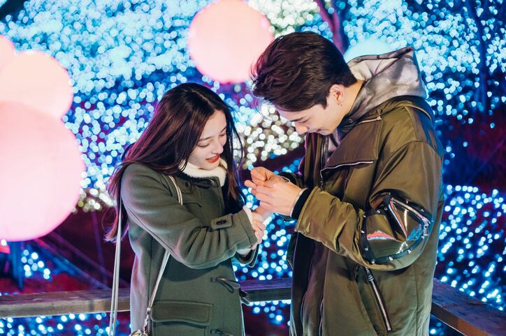 現役大学生モデル・大峰ユリホが大モテ！男性メンバー3人から人気集中、早くも混迷『彼オオカミ』第1話 