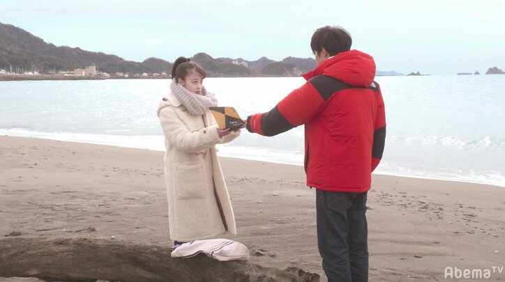 橋本環奈は泣き顔まで天使すぎた 『1ページの恋』スタートで初回から波乱の展開