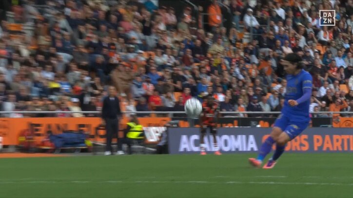 【映像】パスカット→ループシュートを放った瞬間