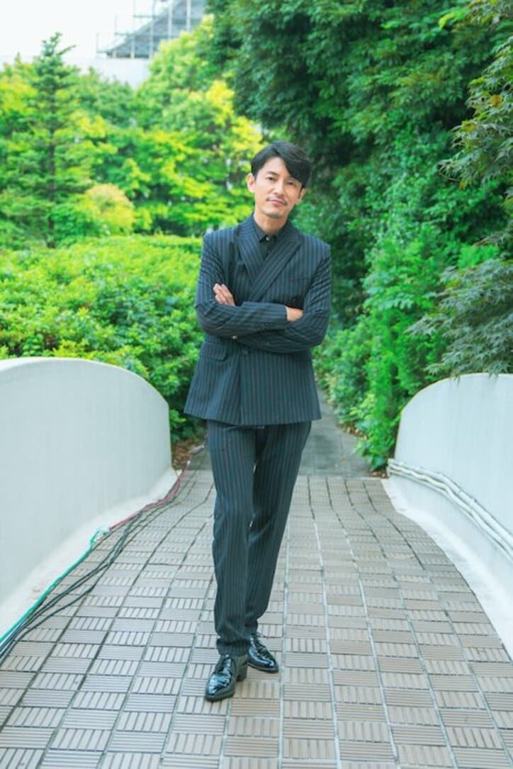 藤木直人、俳優人生初のロボット役にドキドキ「常に悩みながら役と向き合っています」『夏への扉 -キミのいる未来へ-』インタビュー