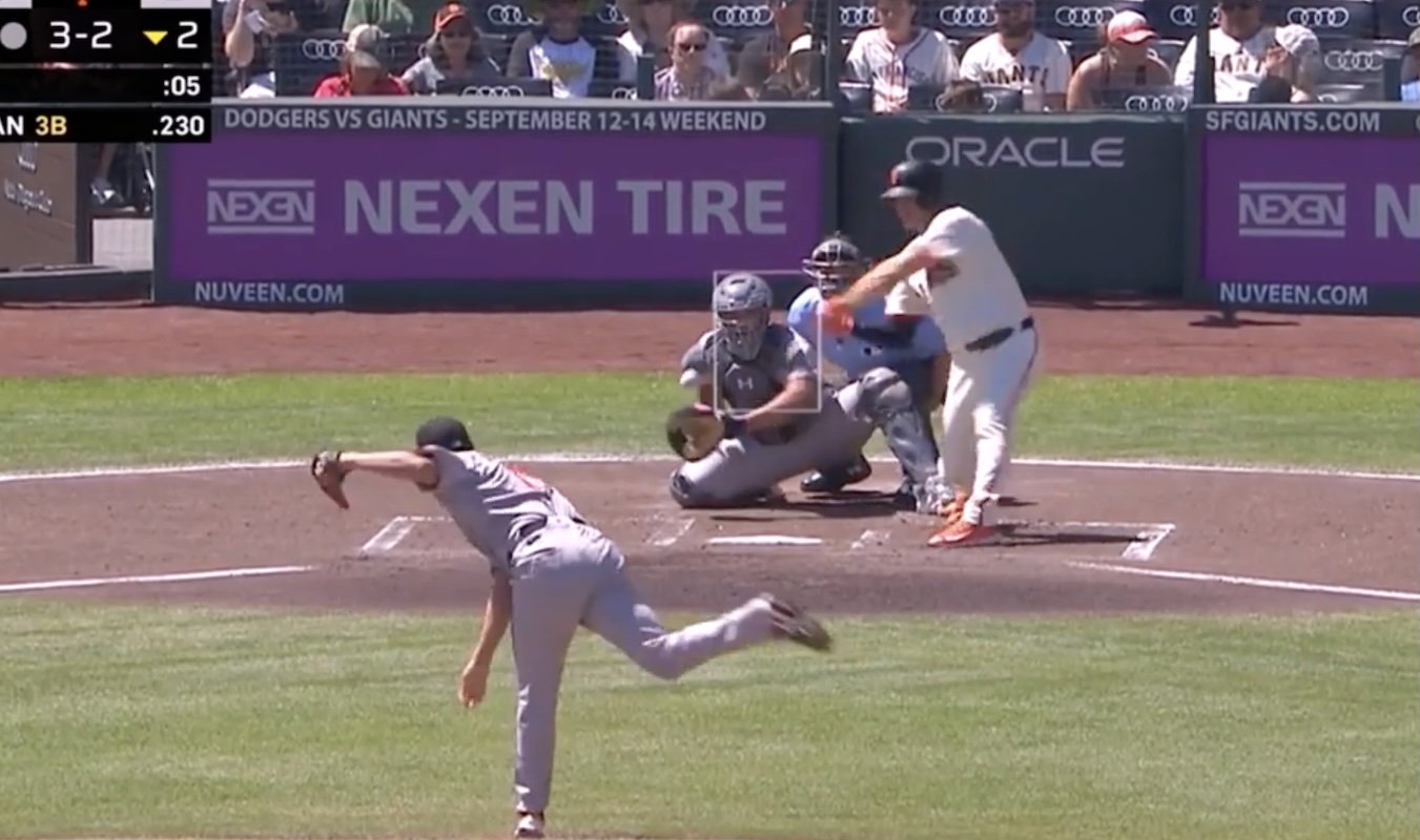 Amazon.co.jp: 巨人軍 18 菅野智之 '19直筆サイン入りアンダーアーマー