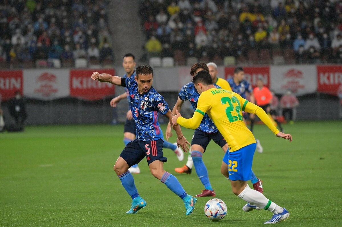 アディダス サッカー日本代表 長友佑都 ユニフォーム ブラジルワールドカップ アディダス サッカー日本代表 長友佑都 ユニフォーム ブラジル