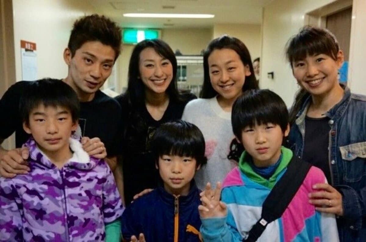 活動歴および当時の関連ビジュアル記録