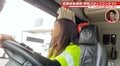 異色の女性運転手に脱帽…巨大トレーラーを衝撃のビタ寄せ 「ウチらより凄い」レーサーも脱帽の凄技に反響