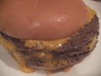 クリス松村『肉肉肉はみ出し』