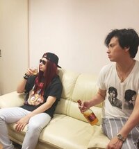 アレクサンダー『お前なんだよ‼️ その髪の毛』