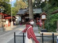 「癒し効果絶大」『言霊荘』西野七瀬の“リラックスショット”に称賛の嵐