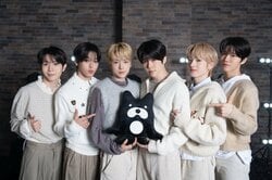 “2周年記念旅行に行くなら？”サクヤ「ただパリに行きたいという個人的な願望はあります（笑）！」6人組の人気ボーイズグループ・NCT WISHインタビュー！ファンへのメッセージも