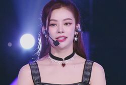 ミス・グランドに輝いた美しすぎるタイ出身の練習生、家族を養うため苦労した日々明かす「7桁のお金を稼ぐのは本当に難しいことでした」