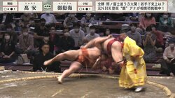 高安、熱戦を制して5勝目 悔しさ滲ませる御嶽海にファン「吠えた」