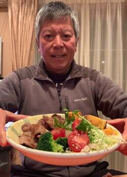  パンチ佐藤、4日連続で母の同じ手料理を堪能「美味かった！というより」 