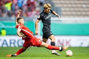 堂安律がデビュー戦で鮮やかなFK決勝弾！　フライブルクが延長戦の末に逆転勝利