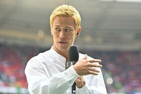 「お前ら出てくるなよフランスのやつら！」大興奮の本田圭佑、エムバペ同点弾のゴールセレブレーションに声荒げる！【W杯決勝】