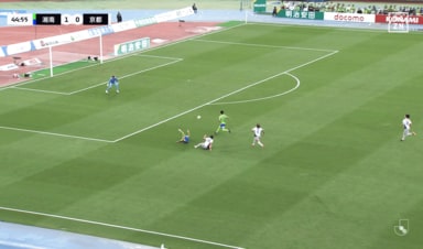 「ルールがわからん…」DOGSO退場orアドバンテージ決定機の“難しいジャッジ”が脚光！「どっちが有利？」「流してほしかった」ファンの意見様々