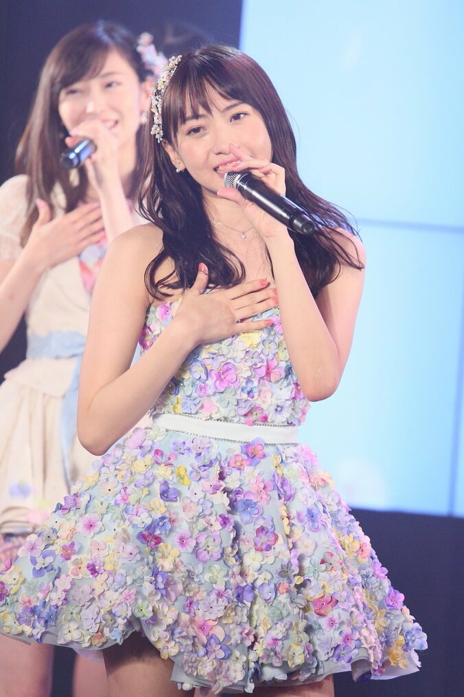 AKB木崎ゆりあ、涙の卒業公演「これから先は死ぬまで演技の仕事がしたい」 4枚目