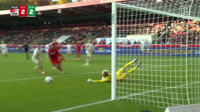 「日本を選んでもらえたら…」ドイツU21代表GK長田澪、ビッグセーブ連発で「よく反応した」元日本代表も期待 3枚目