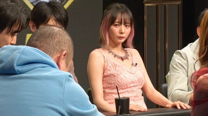 【映像】「怖すぎる」岡田紗佳も戦慄の“ドアップ顔”