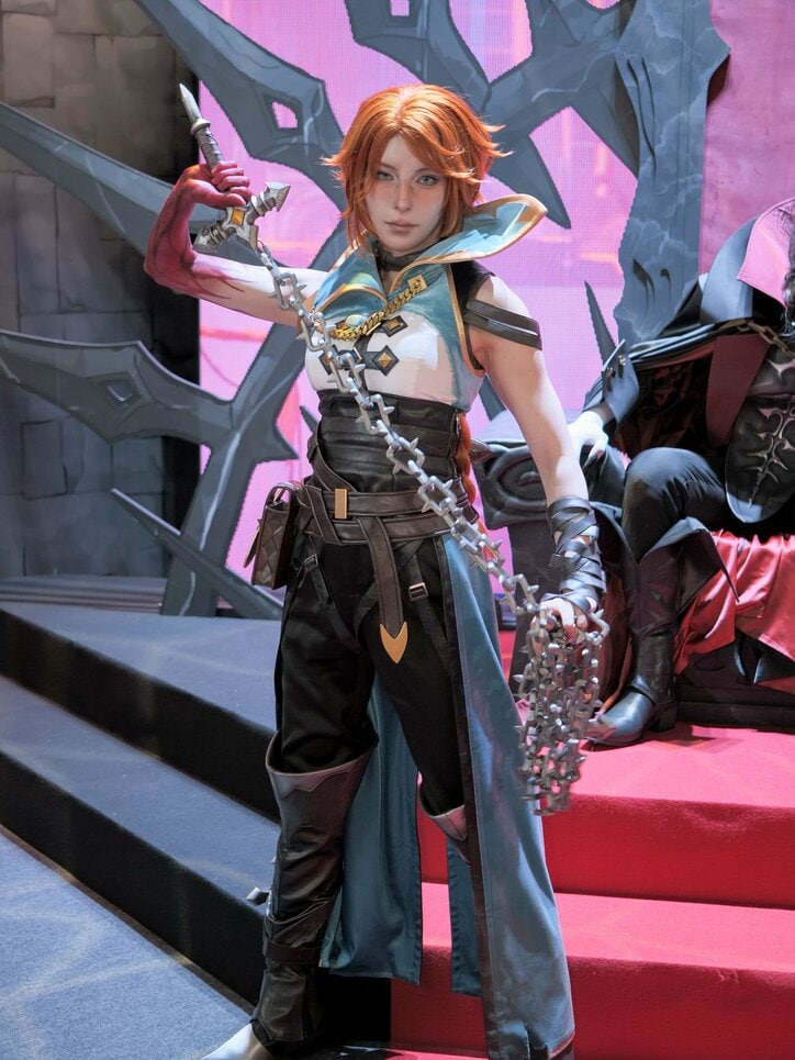 【写真・画像】【TGS2026】出展ブースのコスプレイヤー・コンパニオン一覧｜『ペルソナ4R』『シャンフロ』『マブラヴ』など　44枚目